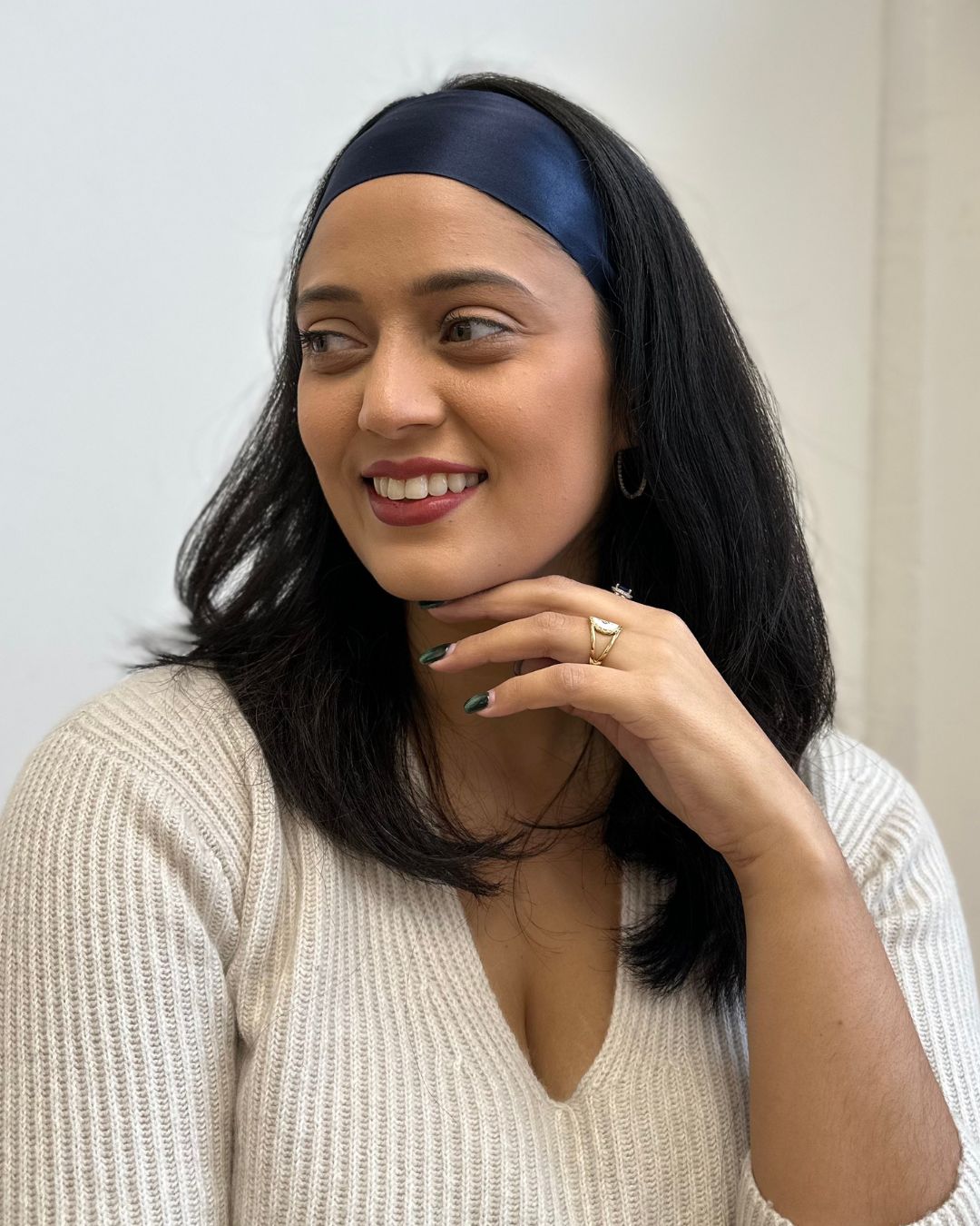 navy headband short hair