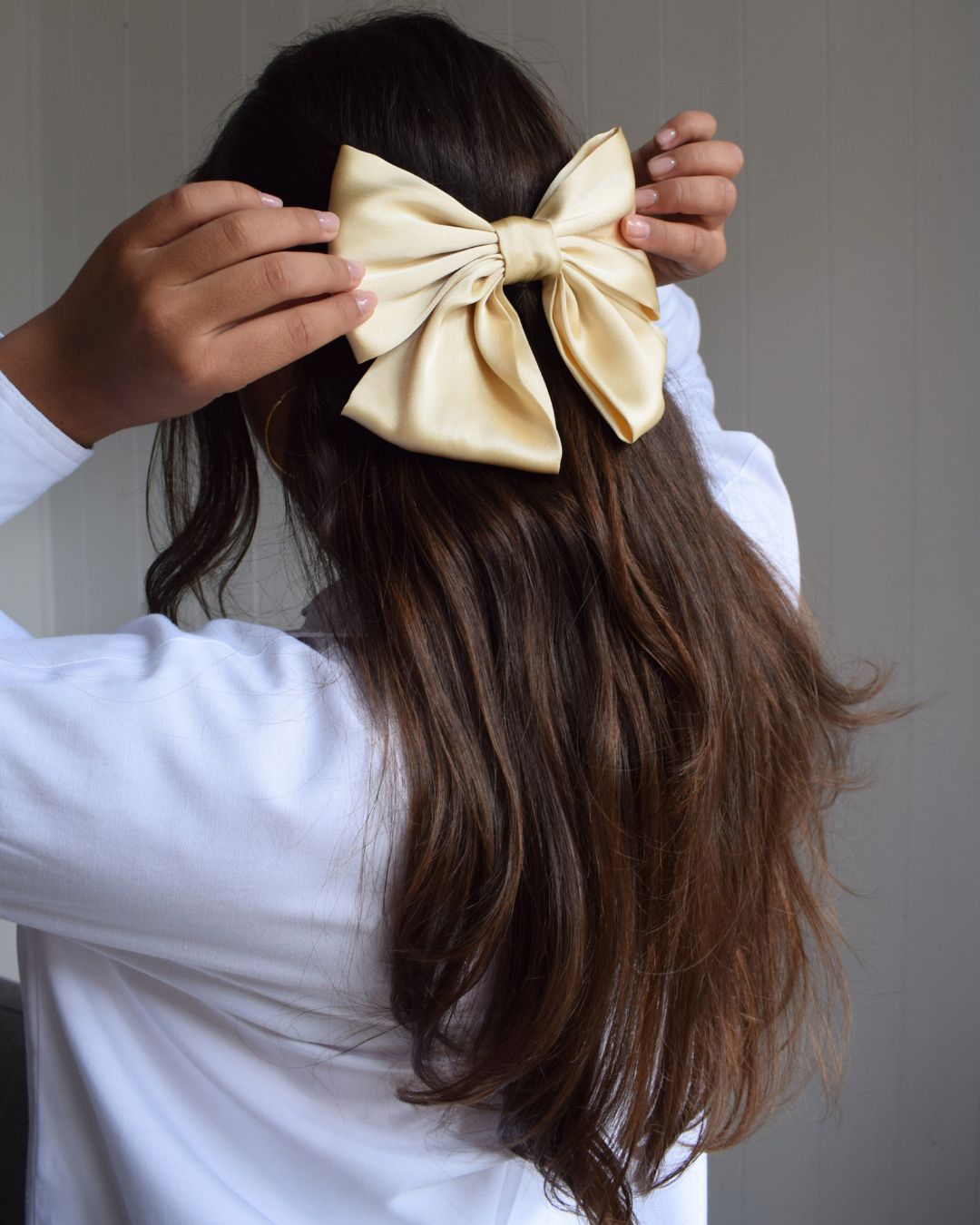 Hair bow - Beige/Gold
