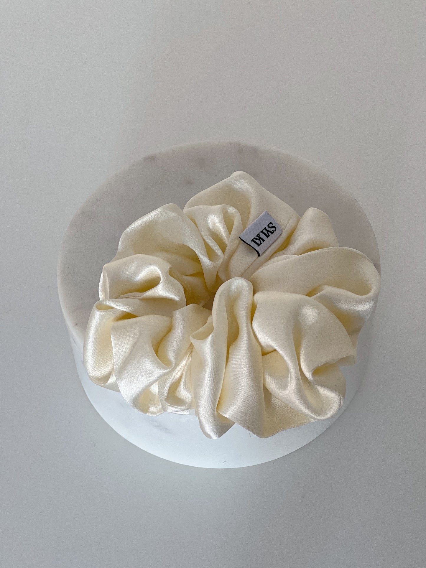 vanilla silk scrunchie