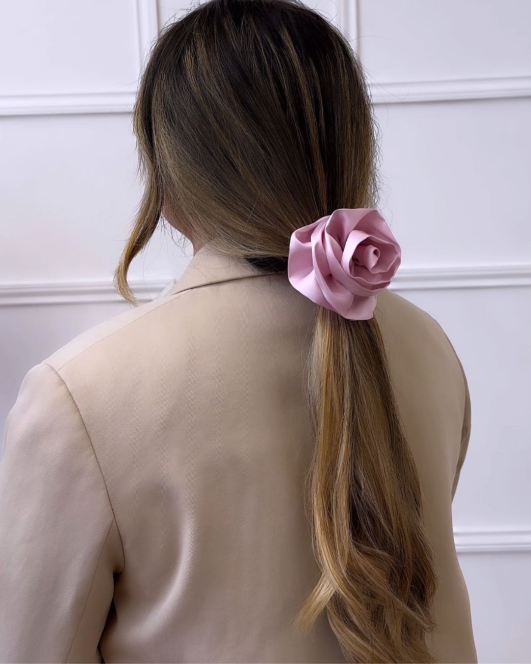 Light pink flower hair clip