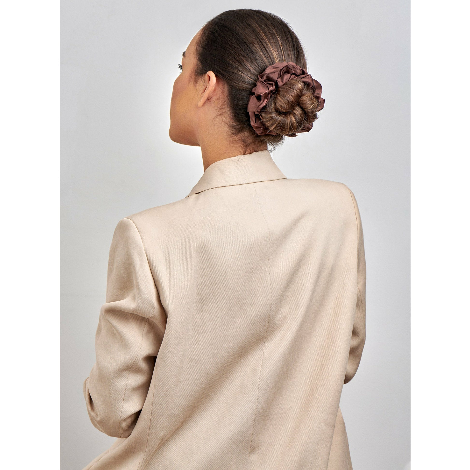 brown silk scrunchie, chic scrunchie hairstyles
